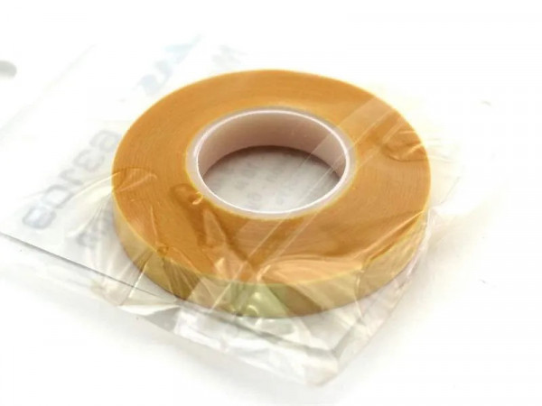 Маскировочная лента  8 мм х 18 м, бумага, гладкая