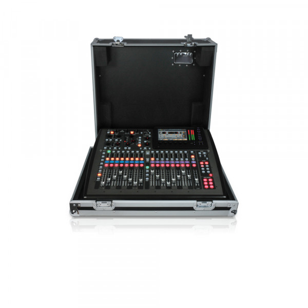 Behringer X32 COMPACT-TP цифровой микшер 32 канала