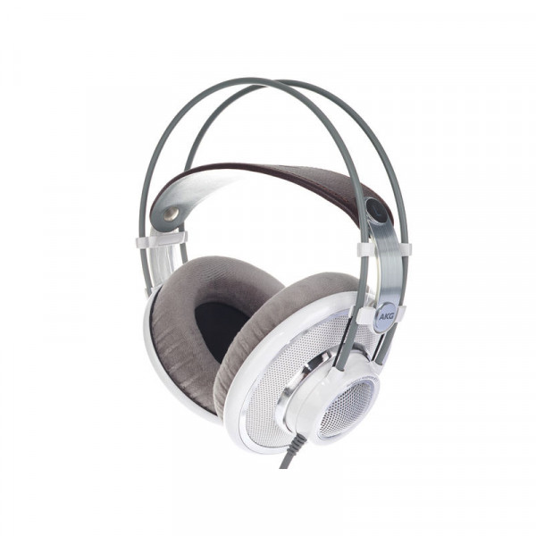 AKG K701 - референсные открытые наушники 62 Ом, 10-39800 Гц