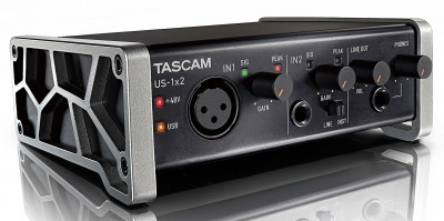 Аудио интерфейс TASCAM US-1x2