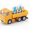Грузовик Siku 1322 с дорожными знаками 1/87, 7.7 см, желтый