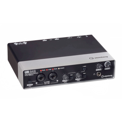 STEINBERG UR242 компактный звуковой интерфейс 4х2 для шины USB 2.0